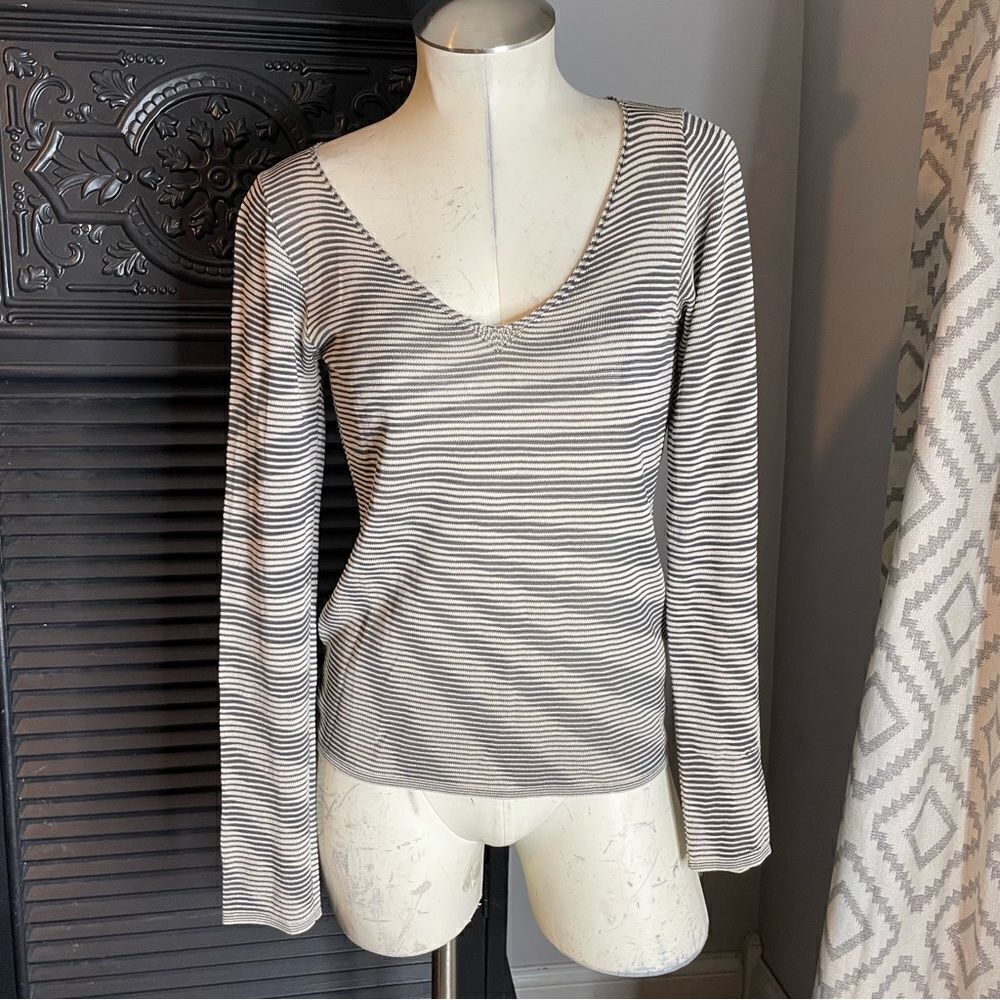 ARMANI‎ COLLEZIONI Irregular Stripe Lightweight Knit Thin Sweater V Neck Top 6